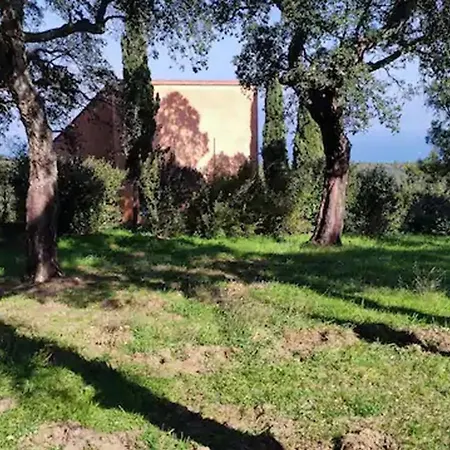Belle Entre Et Montagne, Feriehus *